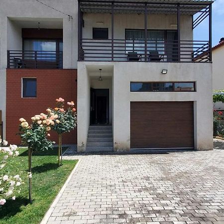 Guesthouse Anna Тбилиси Экстерьер фото