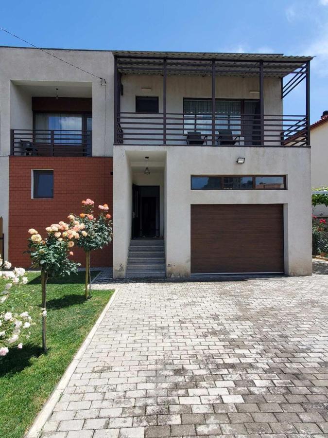 Guesthouse Anna Тбилиси Экстерьер фото