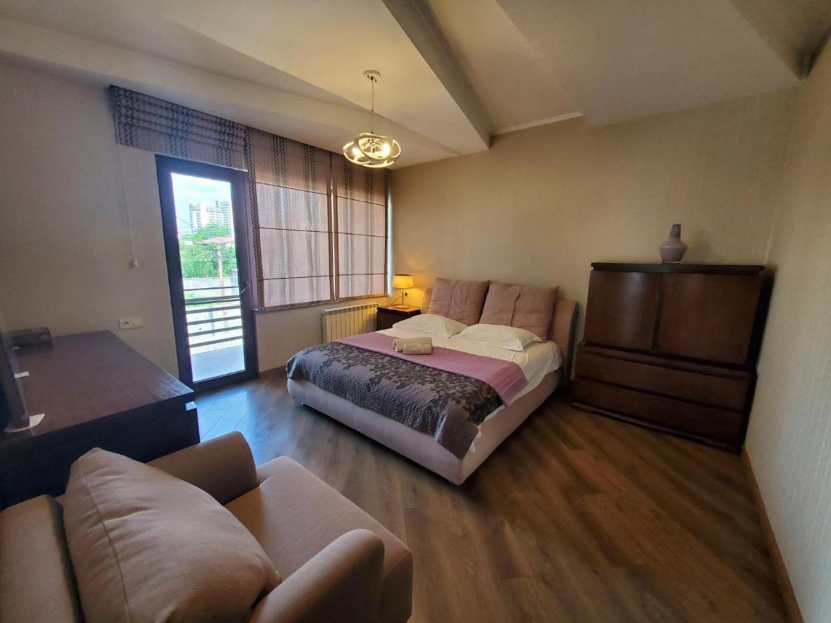 Guesthouse Anna Тбилиси Экстерьер фото