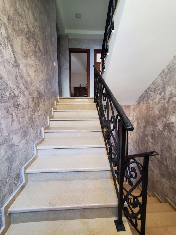 Guesthouse Anna Тбилиси Экстерьер фото