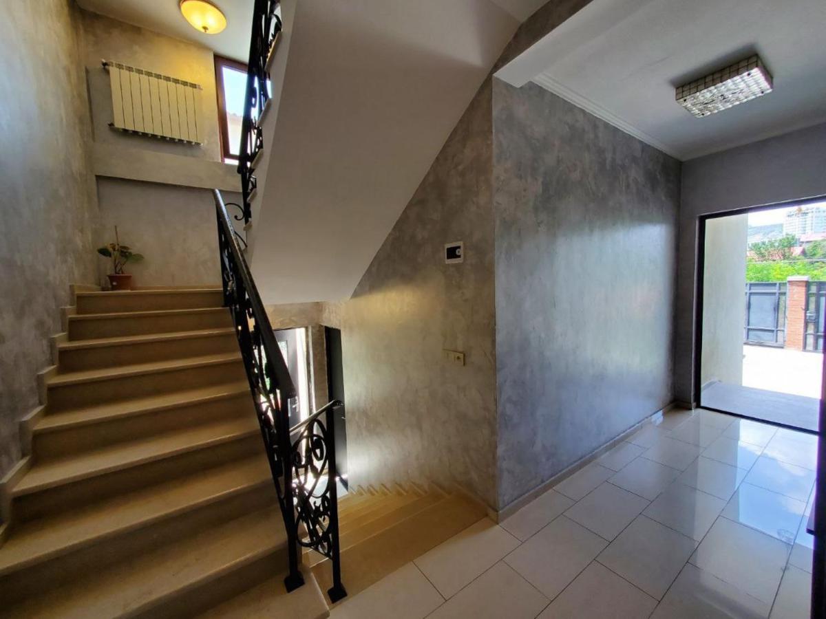 Guesthouse Anna Тбилиси Экстерьер фото